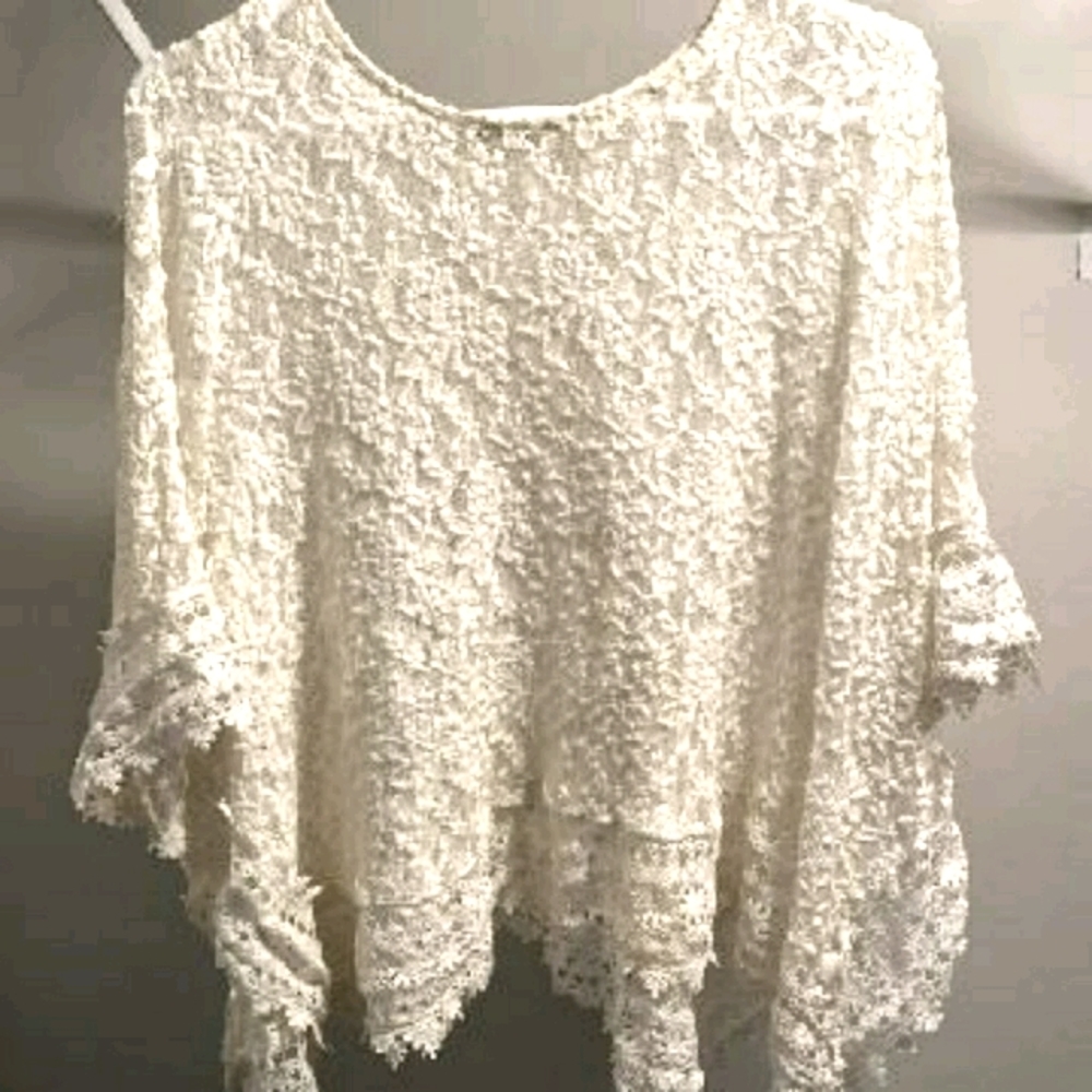 Lace overshirt